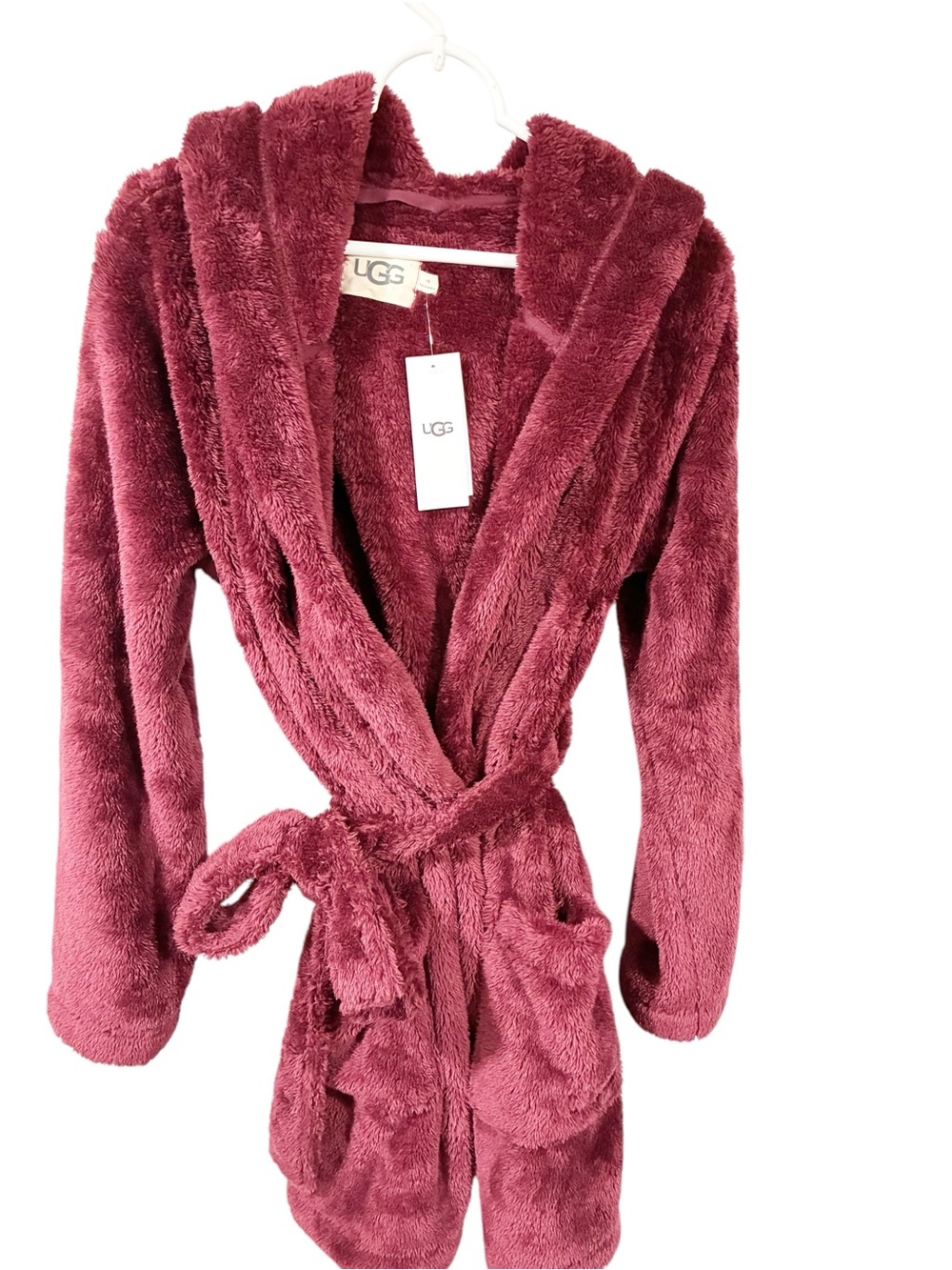 Ugg Burgundy Plush Fleece Belted Robe Size Medium NEW